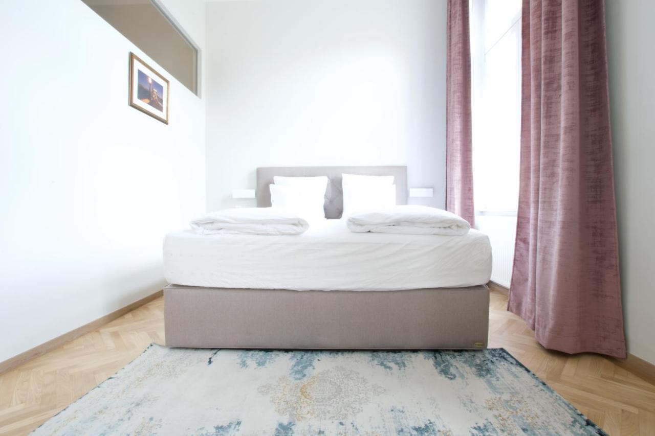בודפשט Europest Luxury Suites מראה חיצוני תמונה
